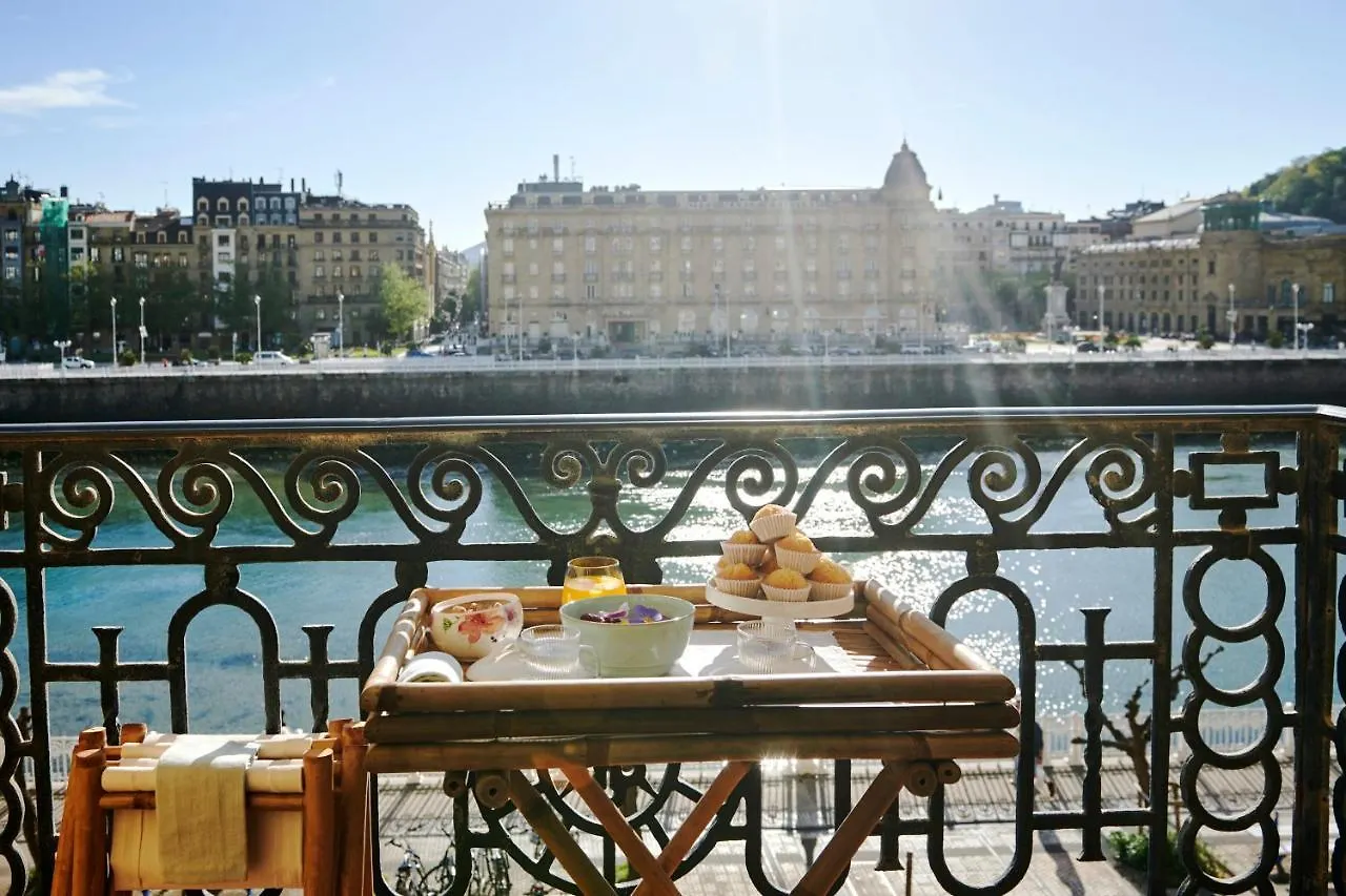 Daire Deluxe Apt-Views To Historic Maria Cristina Hotel San Sebastián İspanya